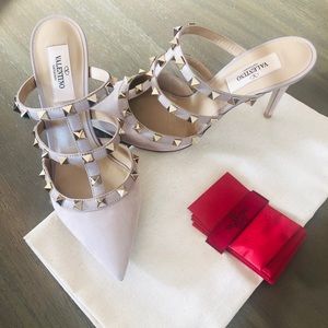 Brand new Valentino Rockstud  heels